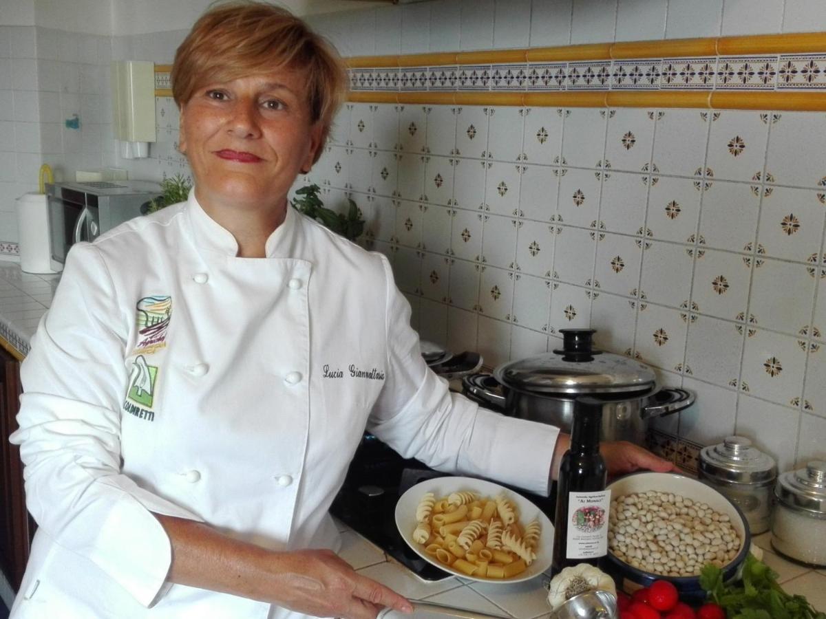 Agriturismo Ai Monaci Montano Antilia 外观 照片