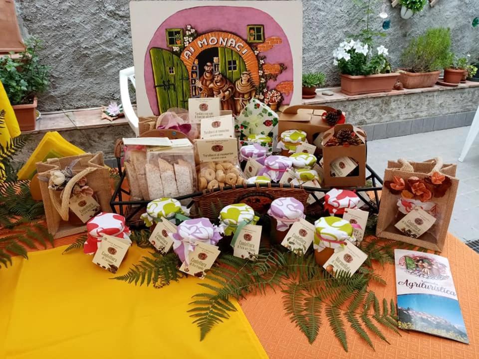 Agriturismo Ai Monaci Montano Antilia 外观 照片